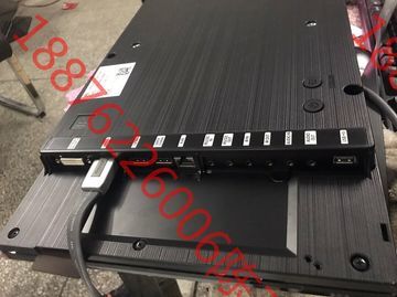 三星壁挂广告机与条形屏广告机价格解析